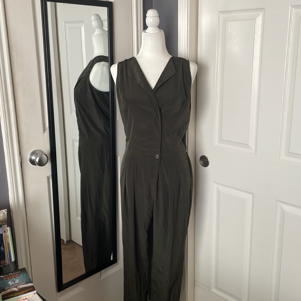 ⬇️REDUCED!! J.Crew sleeveless trench jumpsuit - Picture 1 of 13